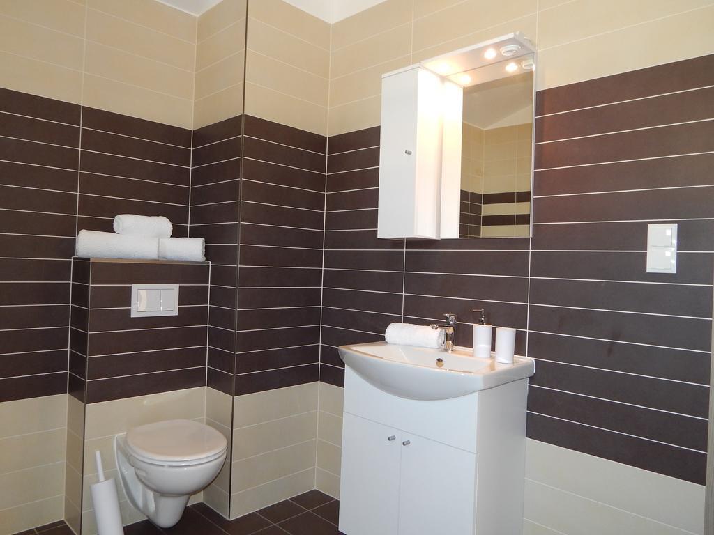 Apartments King Podstrana Ngoại thất bức ảnh