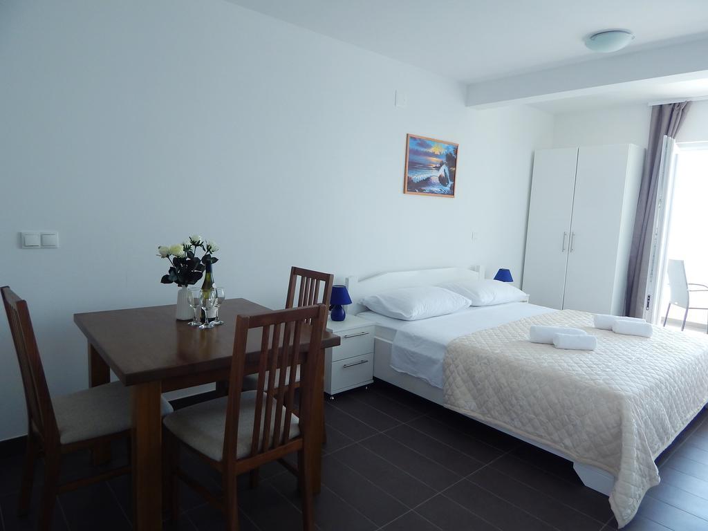 Apartments King Podstrana Ngoại thất bức ảnh