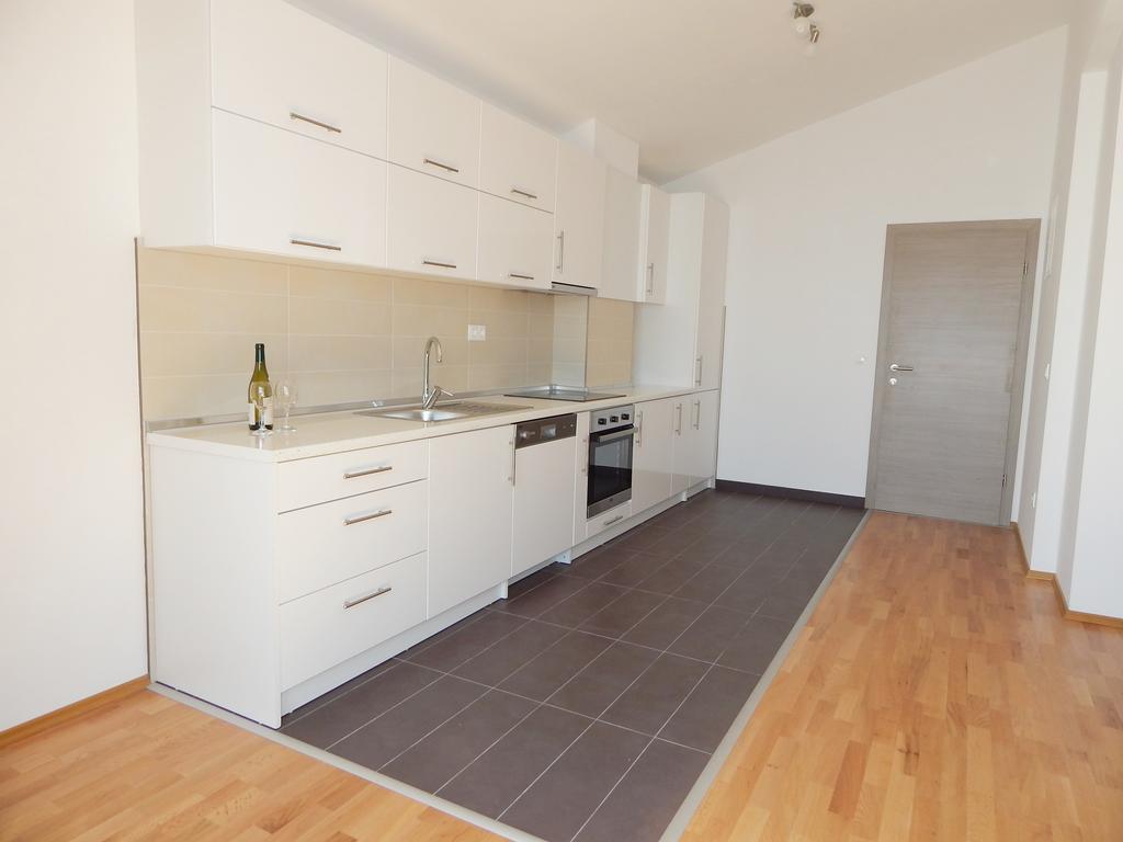 Apartments King Podstrana Ngoại thất bức ảnh