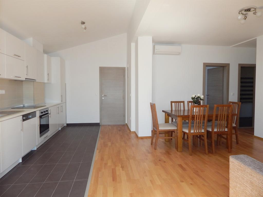 Apartments King Podstrana Ngoại thất bức ảnh